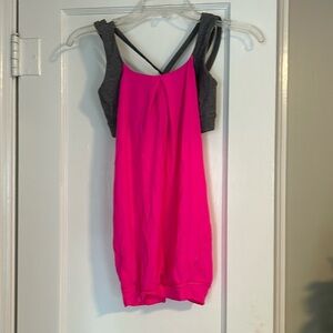 Lululemon tank